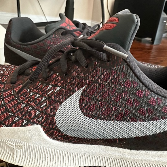 Nike Kobe Bryant KB Mamba Mentality Red Black Shoes men’s - Picture 2 of 4